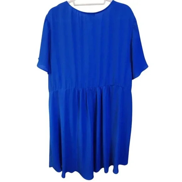 NWT Women's Torrid Blue Georgette Twist Front Babydoll Dress Size 4 - Picture 5 of 5
